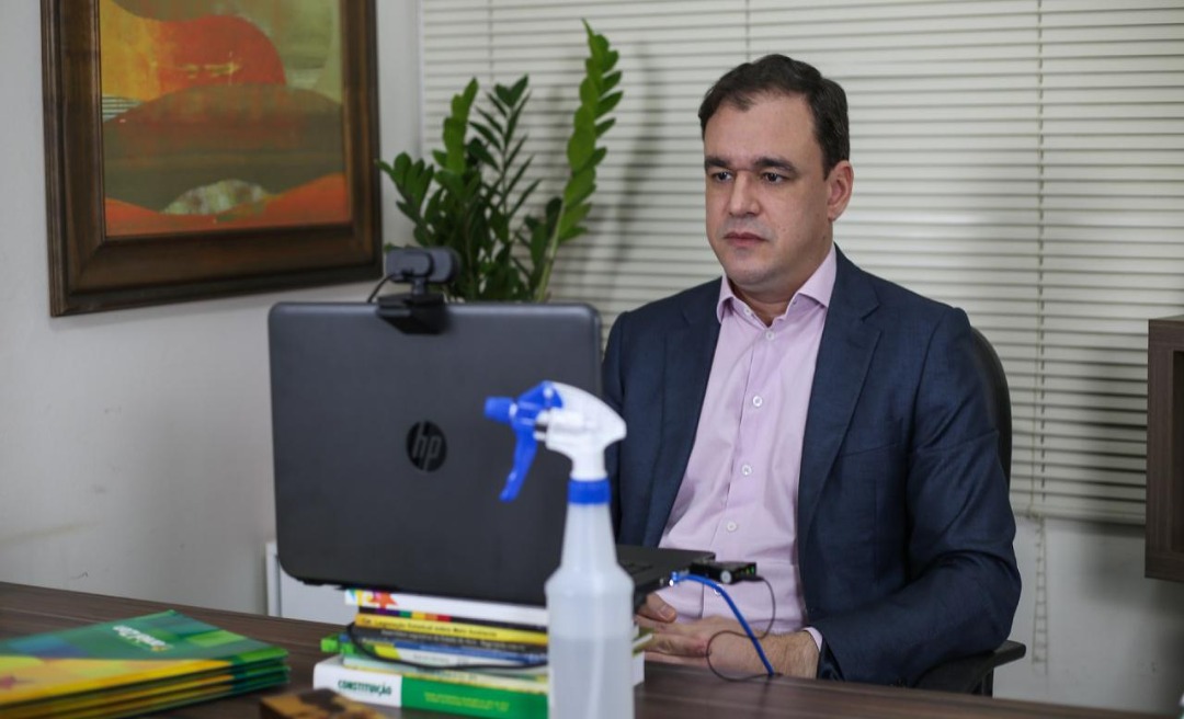 É NITROGLICERINA PURA!